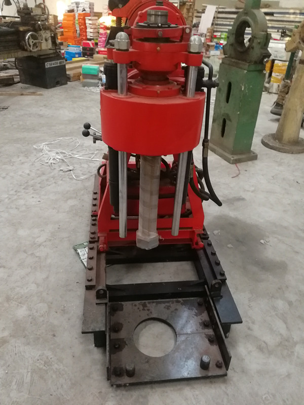 XY-100液壓地質勘探鉆機